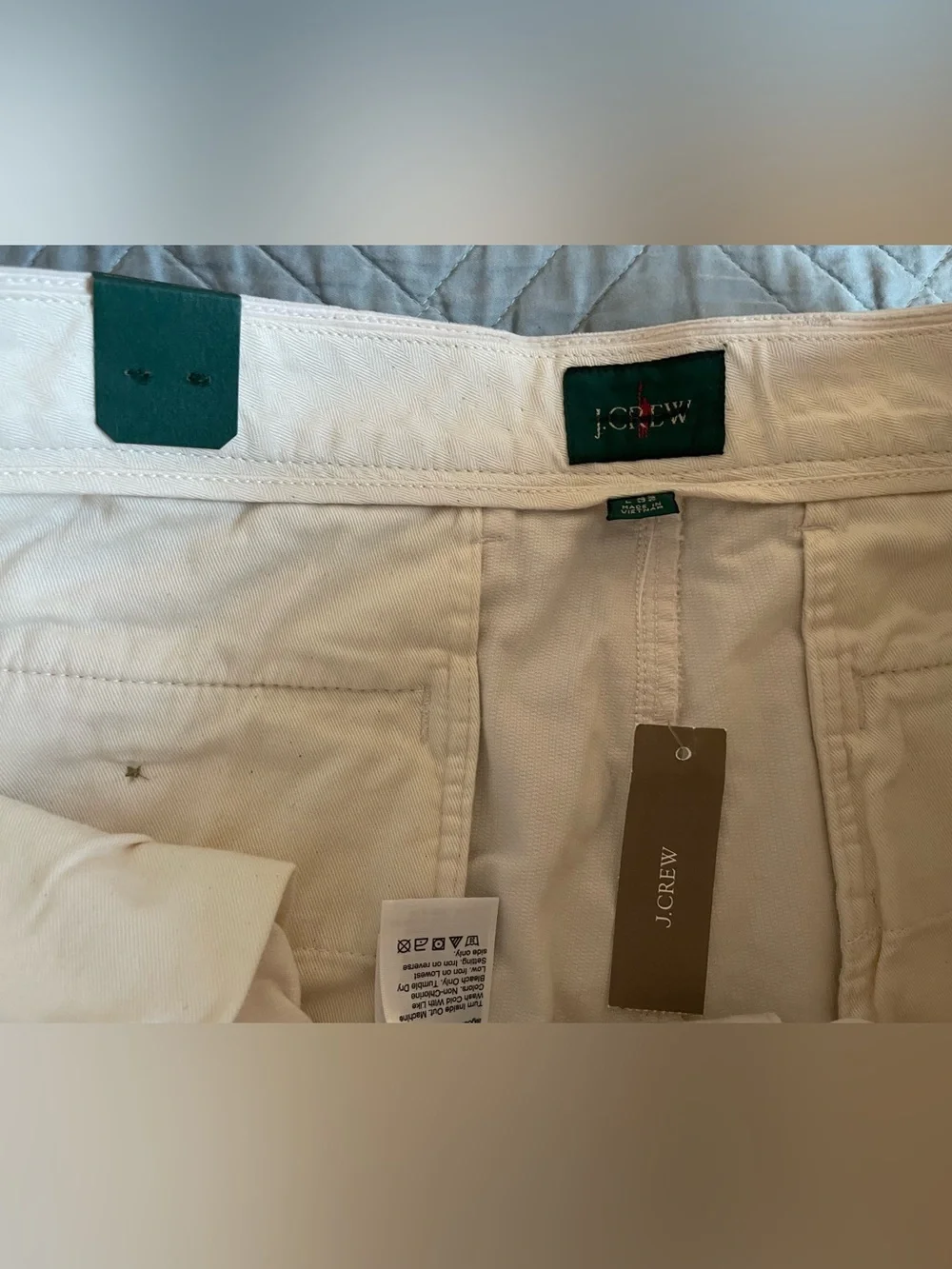 J. CREW Classic-fit pleated 14-wale corduroy trouser in Ivory Size 34 NWT CO455